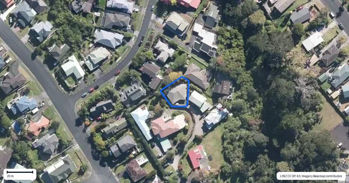 Property context map for 87C Seaview Road, Glenfield, Auckland