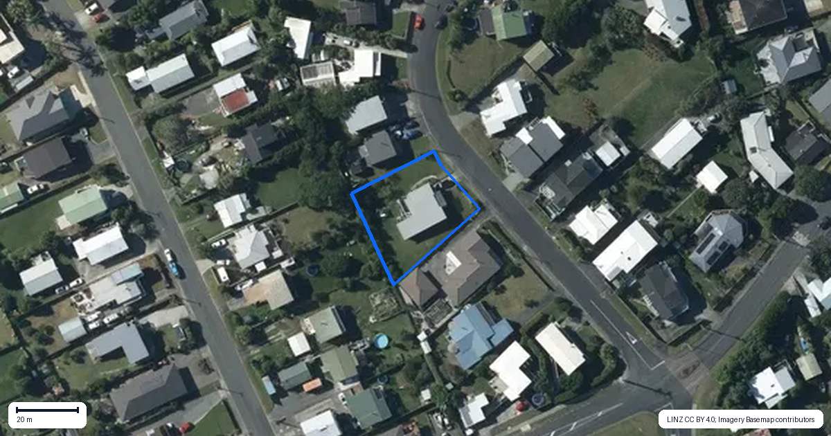 Property context map for 7 Piccadilly Circus, Snells Beach