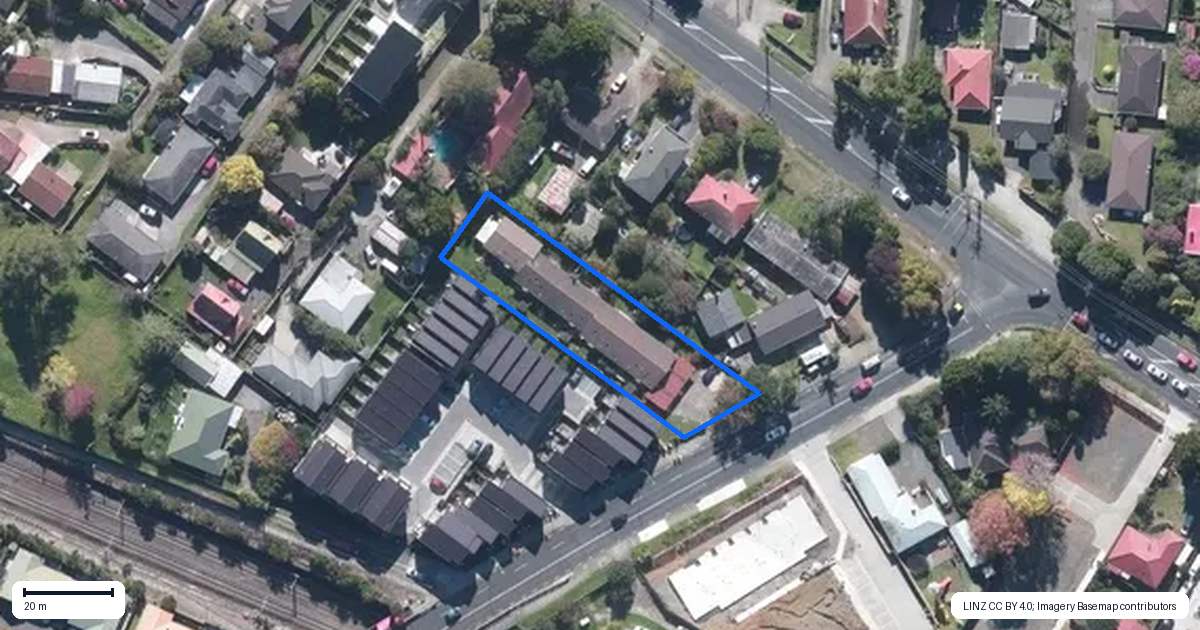 Property context map for 3 Sturges Road, Henderson, Auckland