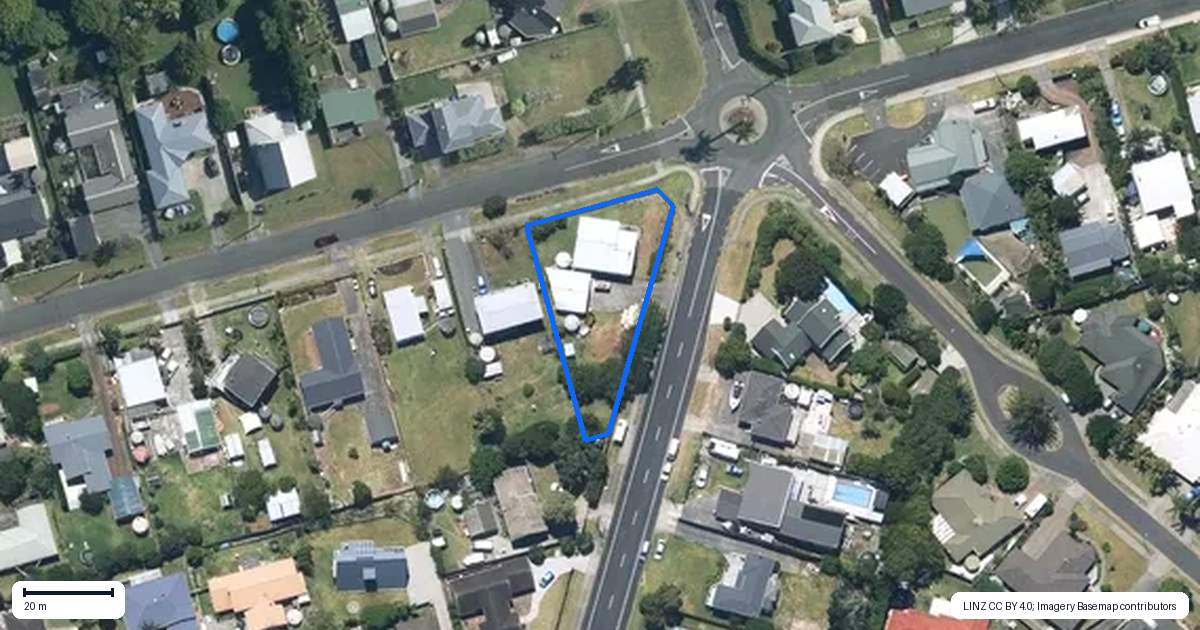 Property context map for 58 Shelly Bay Road, Beachlands, Auckland