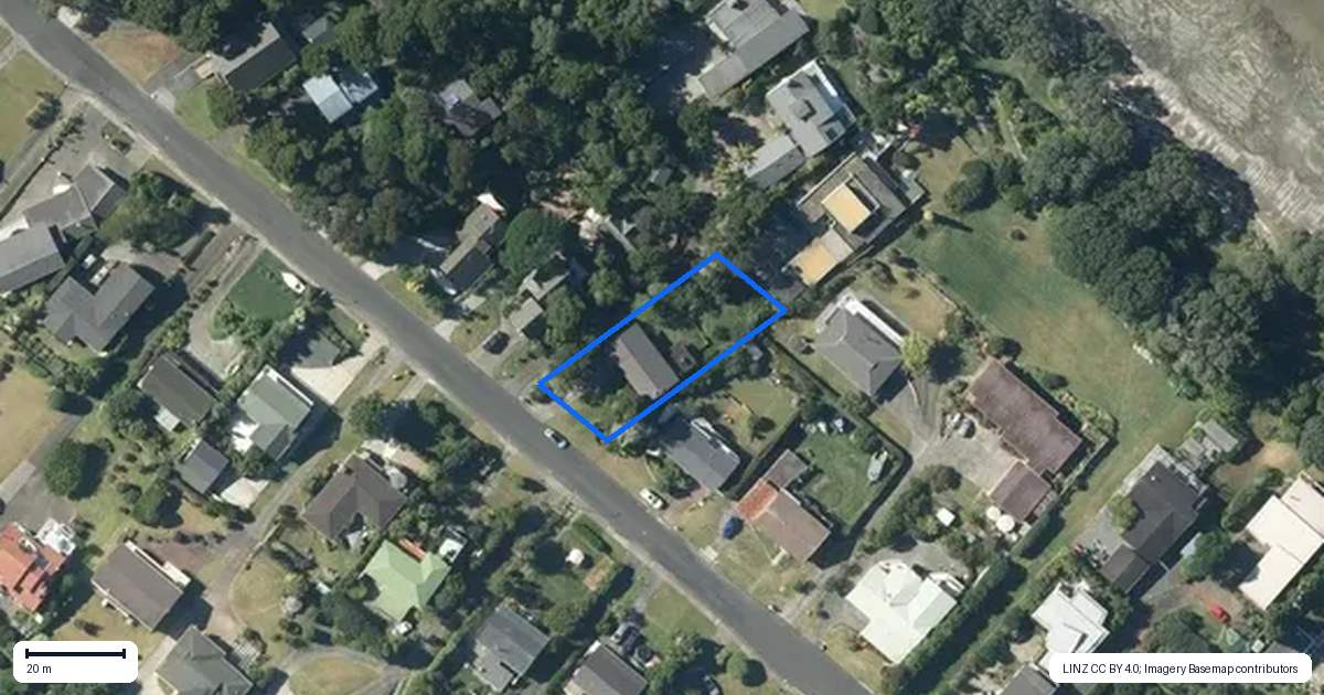 Property context map for 27 Willjames Avenue, Algies Bay