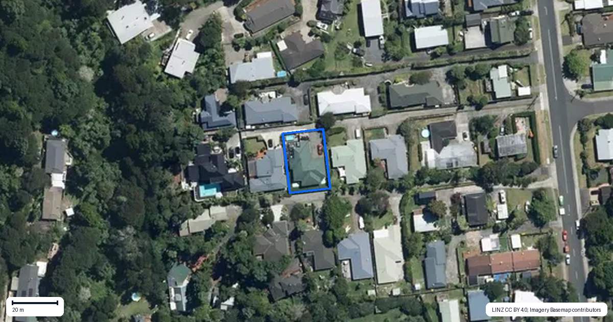 Property context map for 71D Konini Road, Titirangi, Auckland