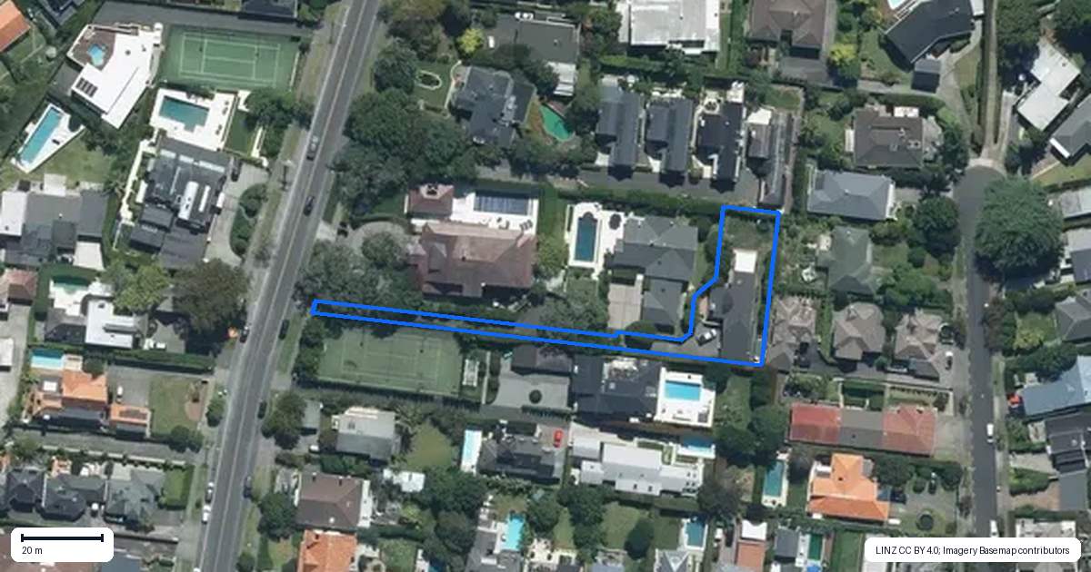 Property context map for 129 Orakei Road, Remuera, Auckland