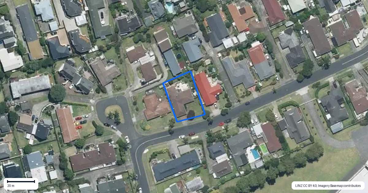 Property context map for 34 Vivian Wilson Drive, Eastern Beach, Auckland