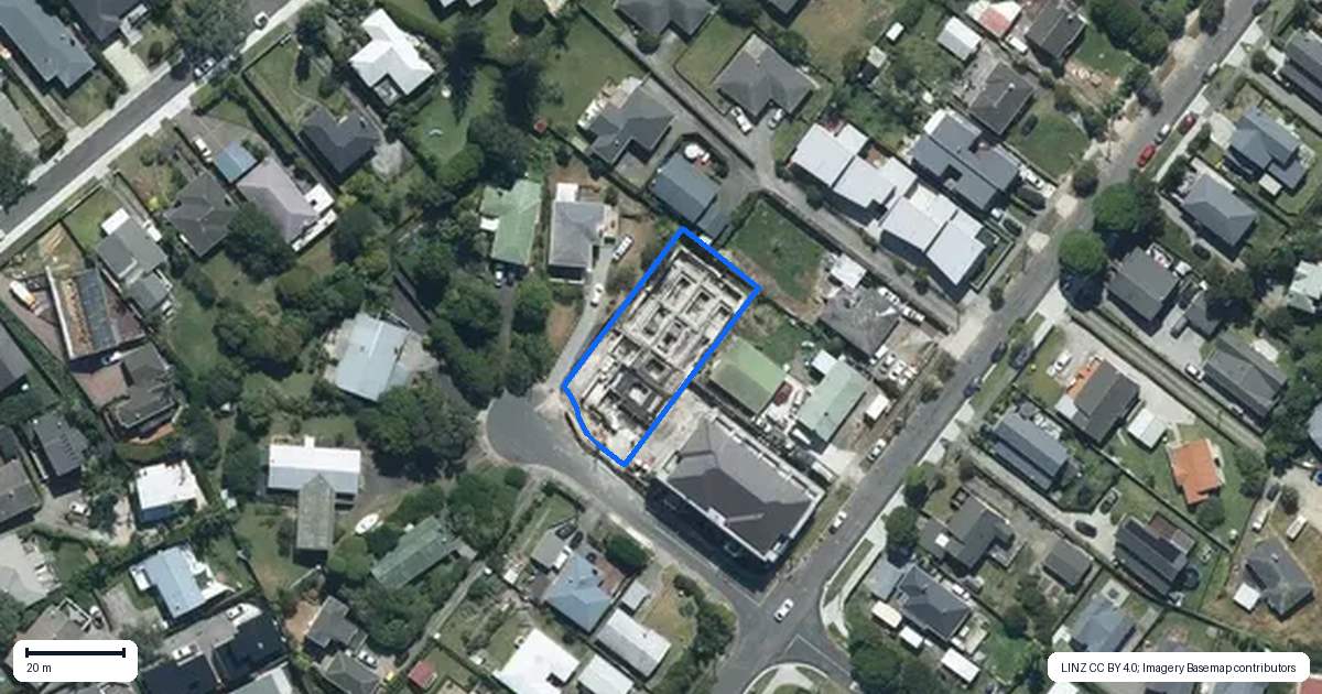 Property context map for G03/1 Potiki Place, Glen Innes, Auckland