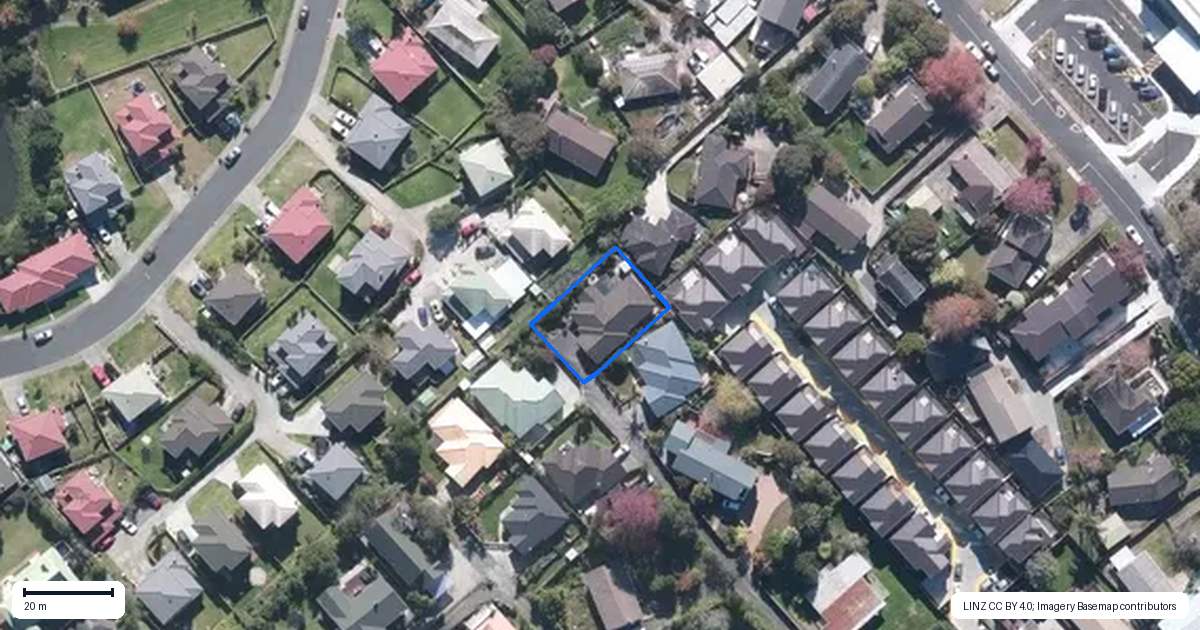 Property context map for 114D Colwill Road, Massey, Auckland