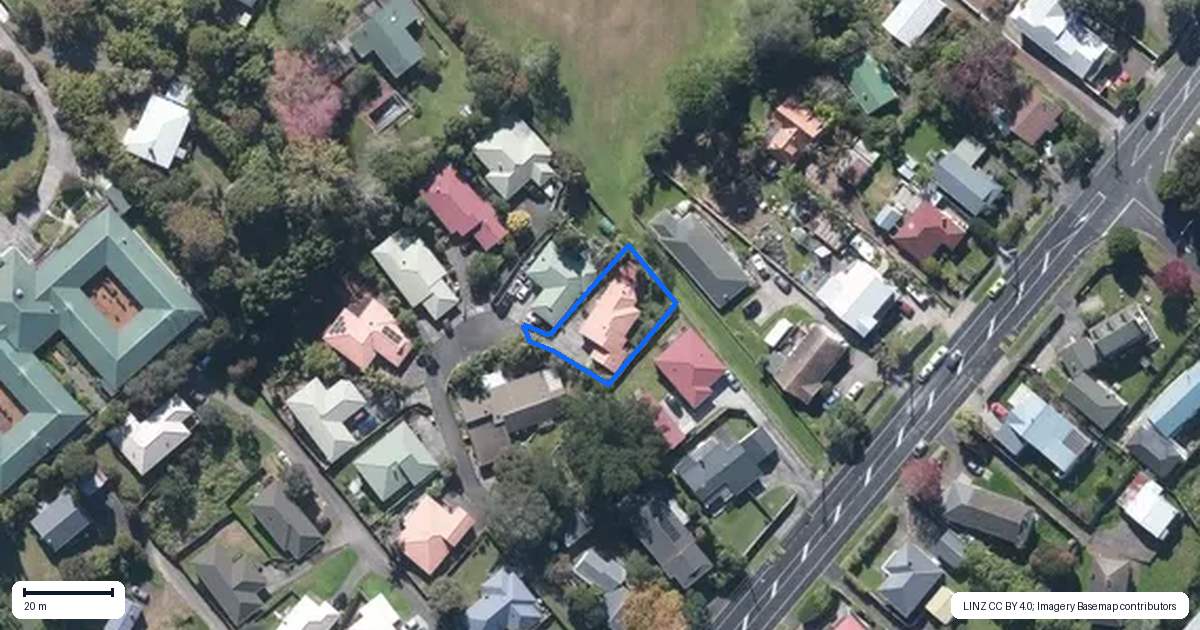 Property context map for 45B Forest Hill Road, Henderson, Auckland