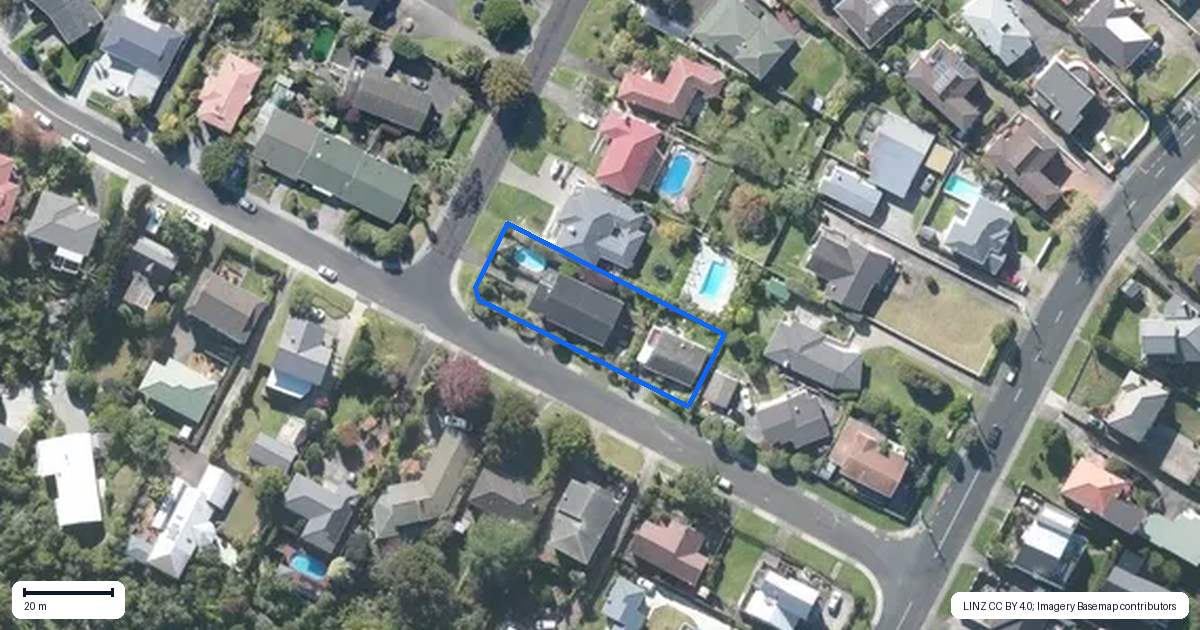 Property context map for 1 Coates Road, Cockle Bay, Auckland