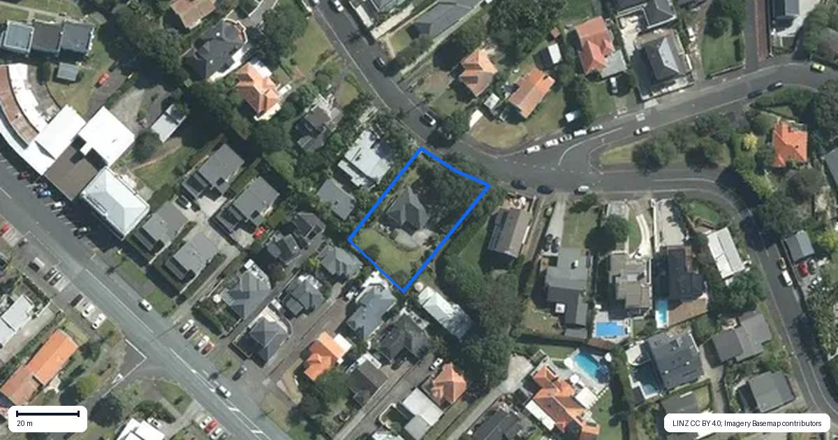 Property context map for 17 Tautari Street, Orakei, Auckland