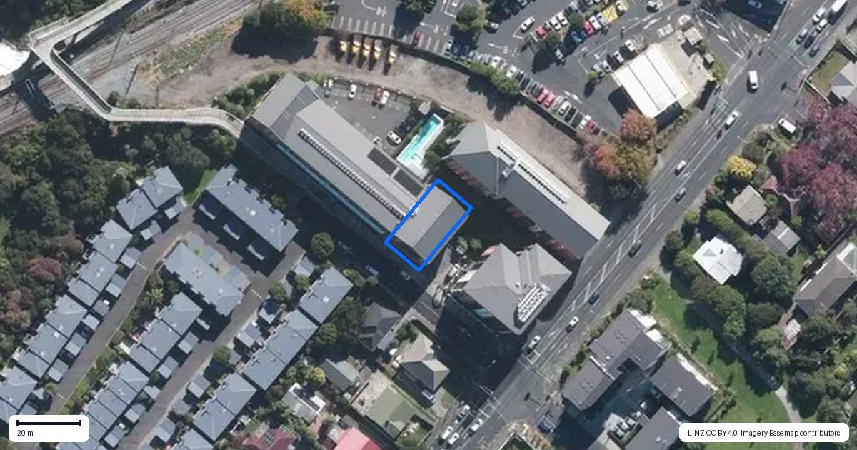 Property context map for 104/1B Soljak Place, Mount Albert, Auckland
