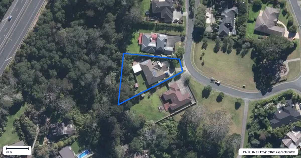 Property context map for 40 Shelter Drive, Greenhithe, Auckland