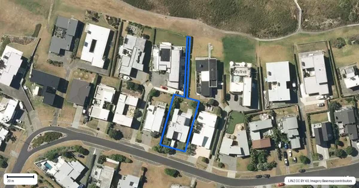 Property context map for 39 Taumata Road, Omaha