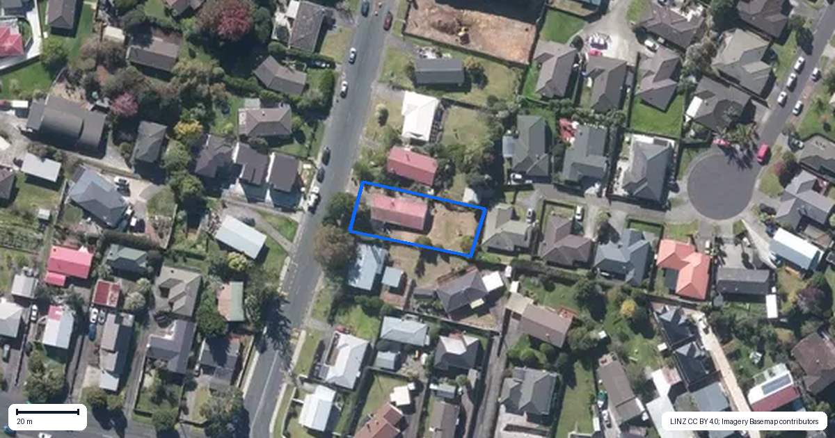 Property context map for 4 Hewlett Road, Massey, Auckland