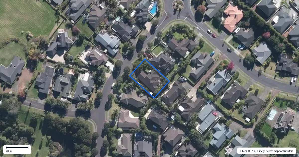 Property context map for 37 Admirals Court Drive, Greenhithe, Auckland