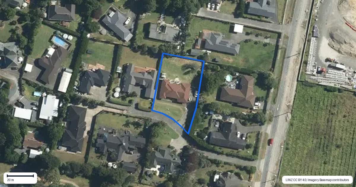 Property context map for 26 Station Road, Huapai, Kumeu