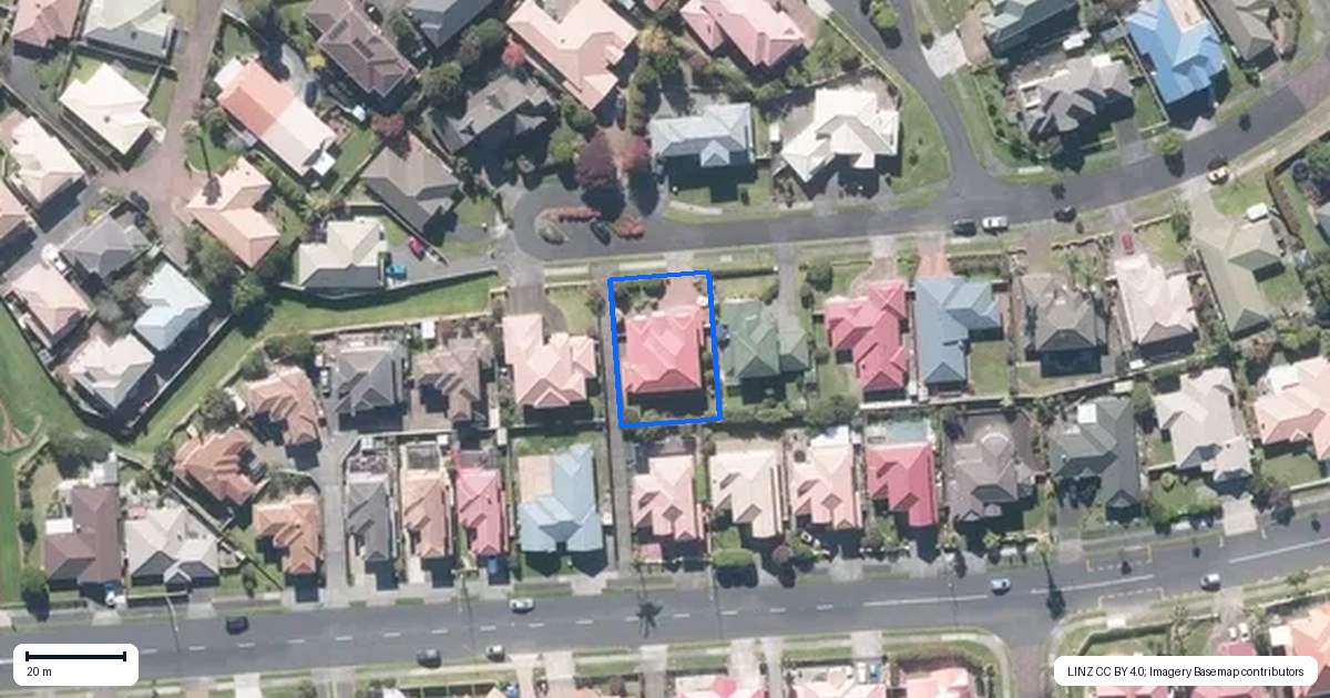 Property context map for 18 Sandalwood Place, Somerville, Auckland