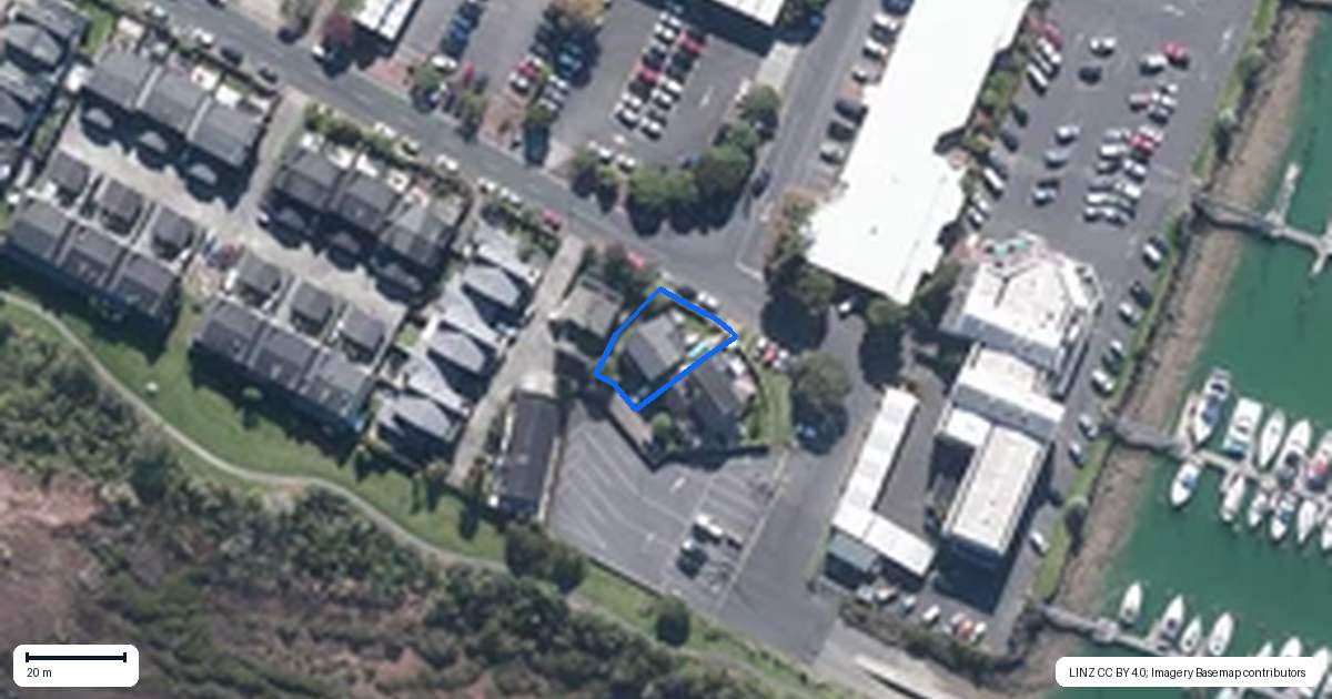 Property context map for 11L Clearwater Cove, West Harbour, Auckland