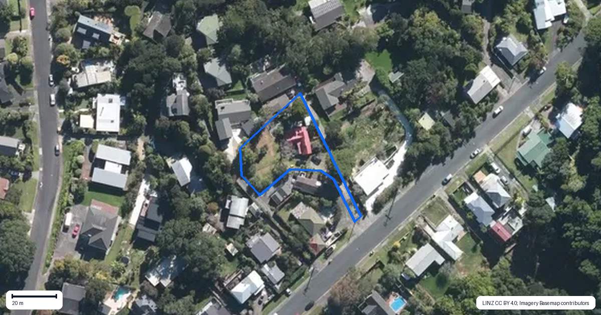 Property context map for 39 Island Bay Road, Beach Haven, Auckland