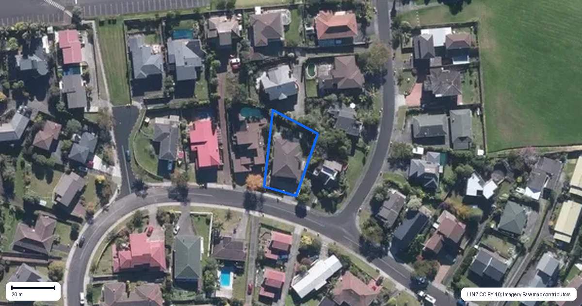 Property context map for 86 Manhattan Heights, Glendene, Auckland