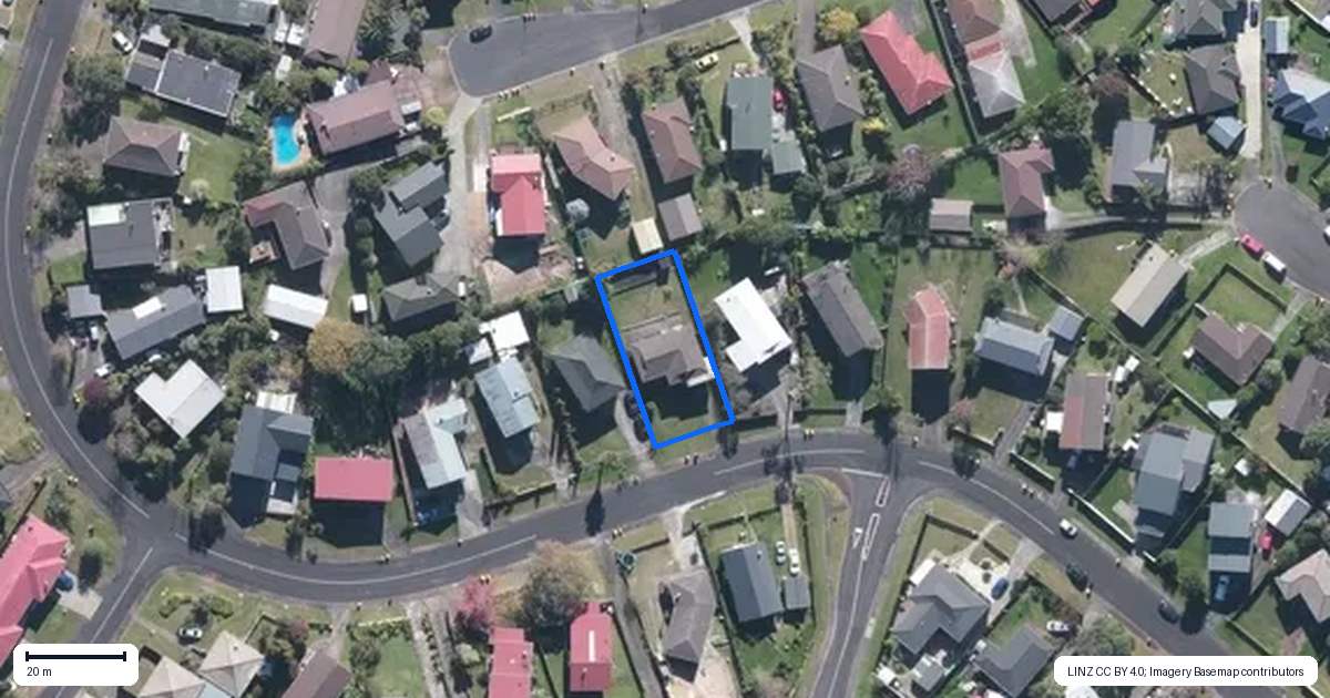 Property context map for 37 Rosewarne Crescent, Glendene, Auckland