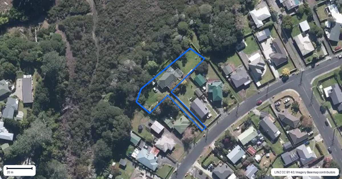 Property context map for 52 Glen Marine Parade, Glendene, Auckland