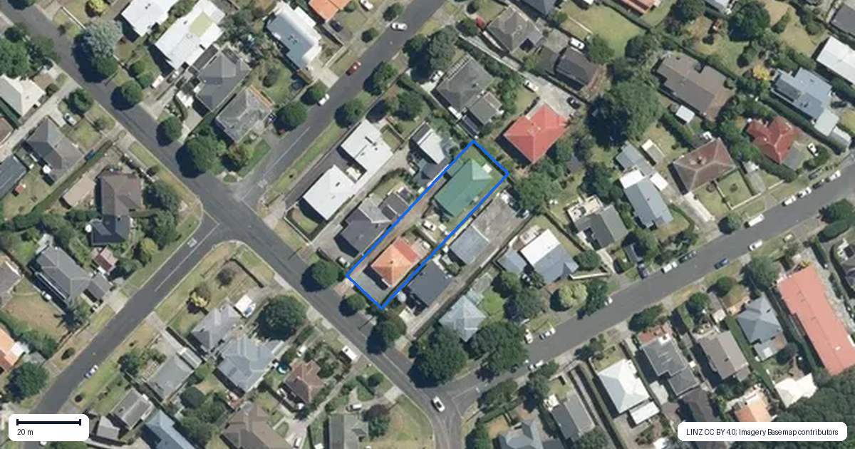 Property context map for 51 Namata Road, One Tree Hill, Auckland