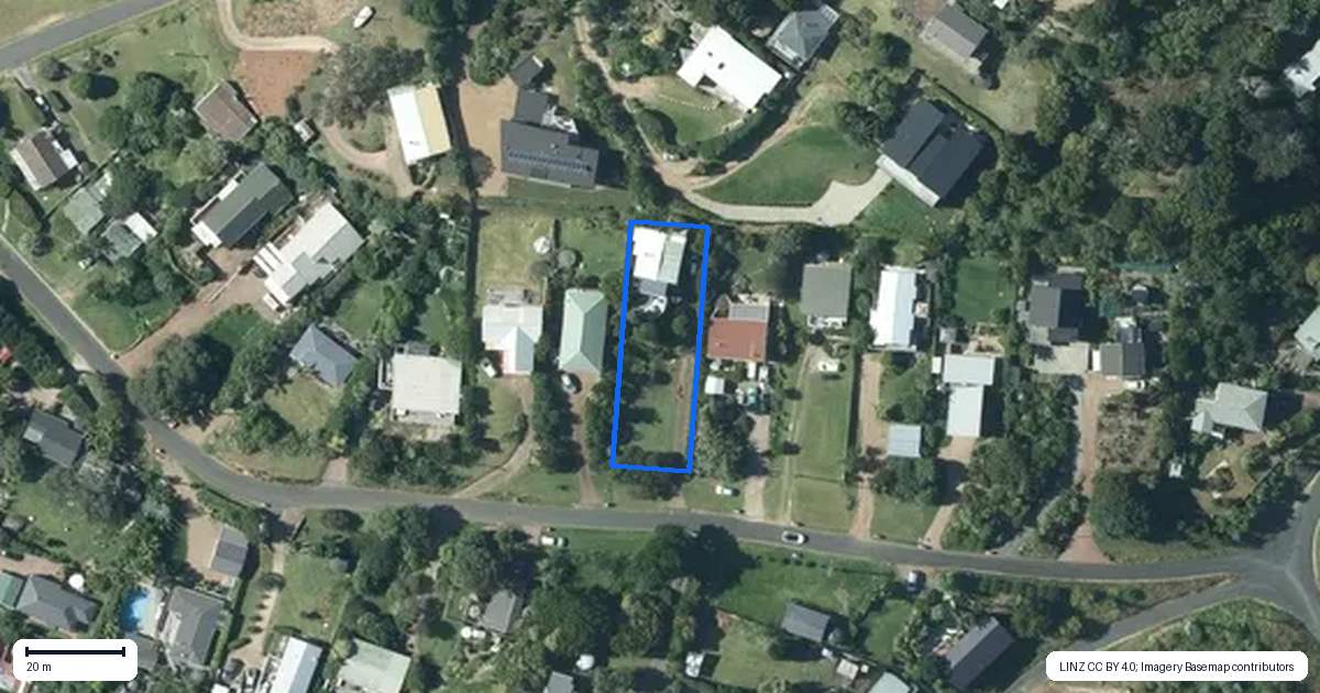 Property context map for 15 Tetley Road, Surfdale, Waiheke Island