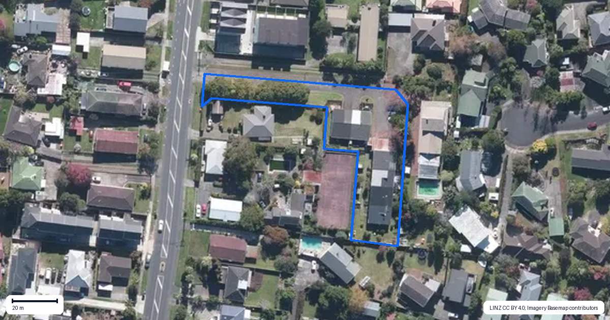 Property context map for 4/109A Te Atatu Road, Te Atatu South, Auckland