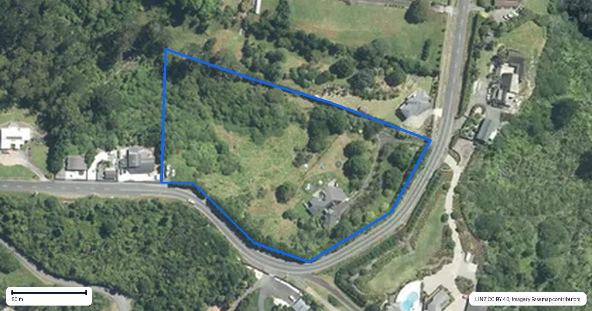 Property context map for 440 Redoubt Road, Totara Park, Auckland