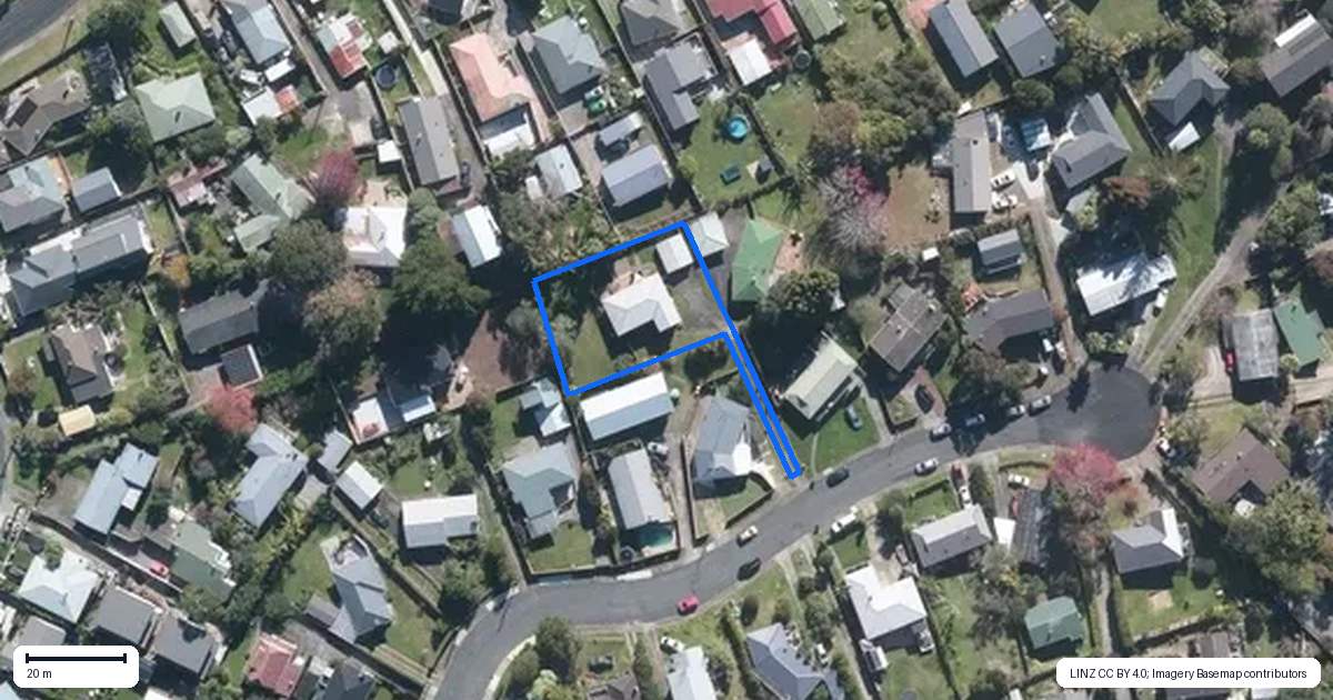 Property context map for 32 Japonica Drive, Beach Haven, Auckland