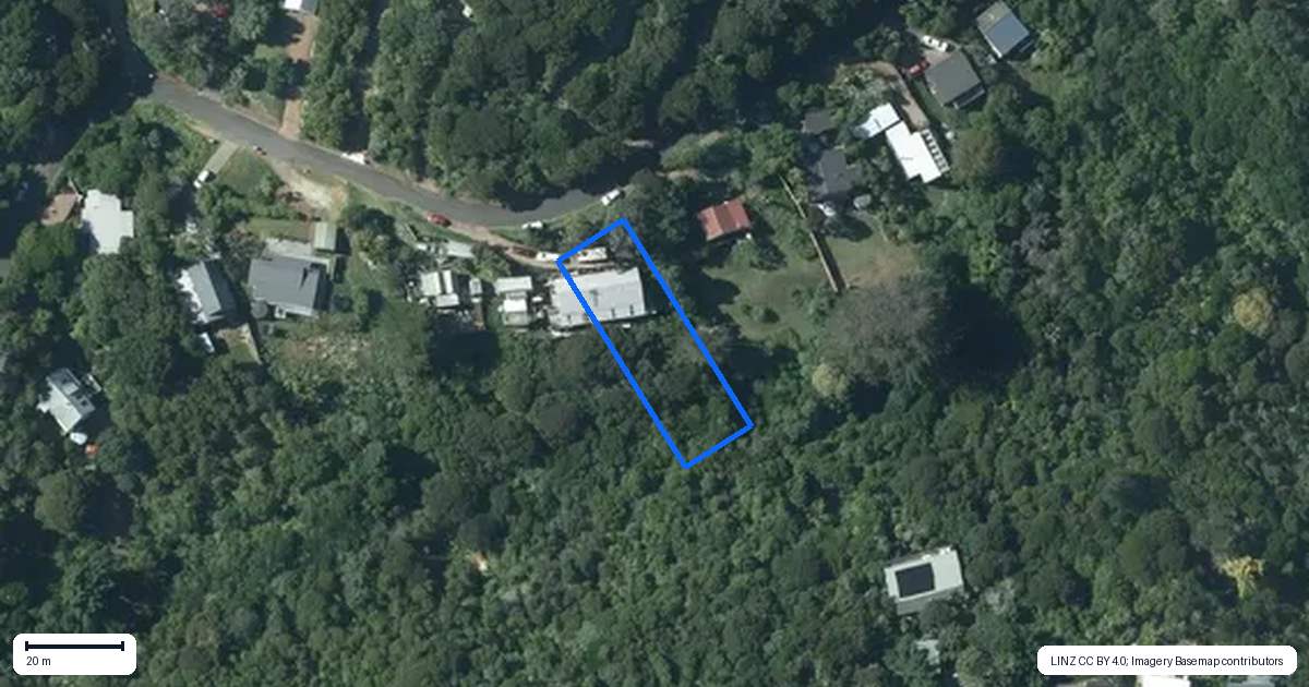 Property context map for 40 Frank Street, Oneroa, Waiheke Island