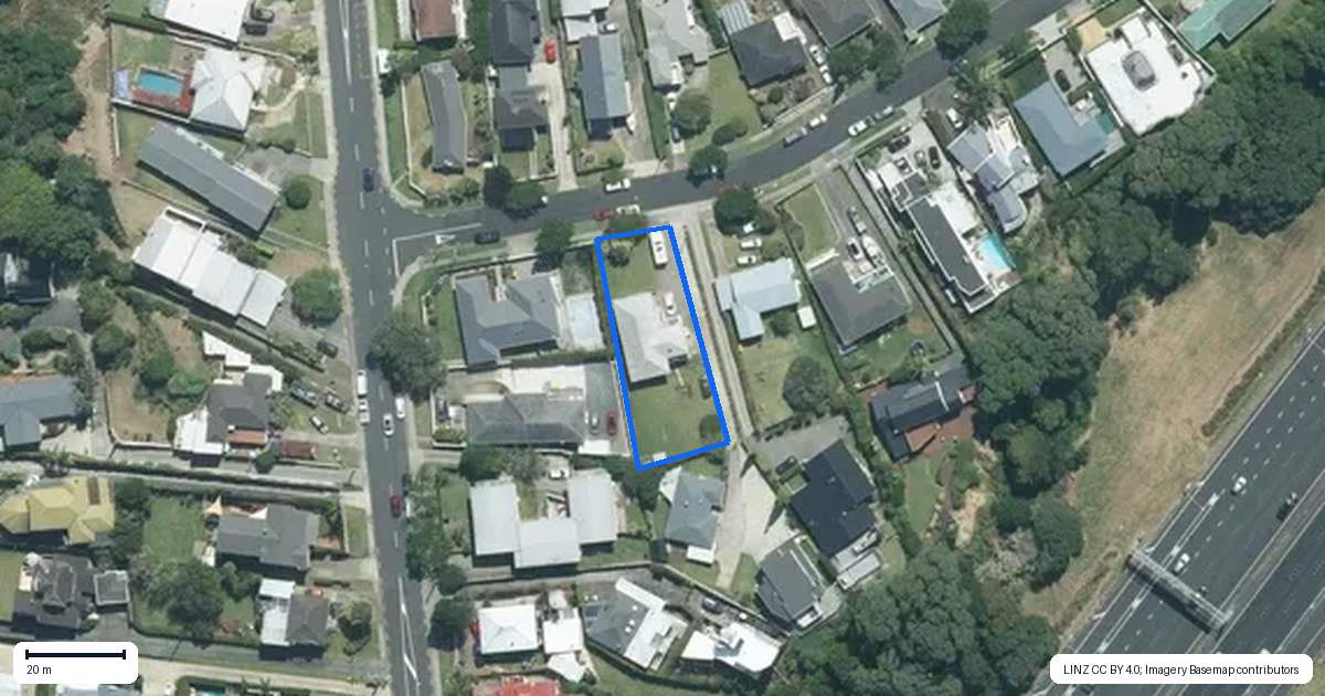 Property context map for 5 Heath Avenue, Northcote, Auckland