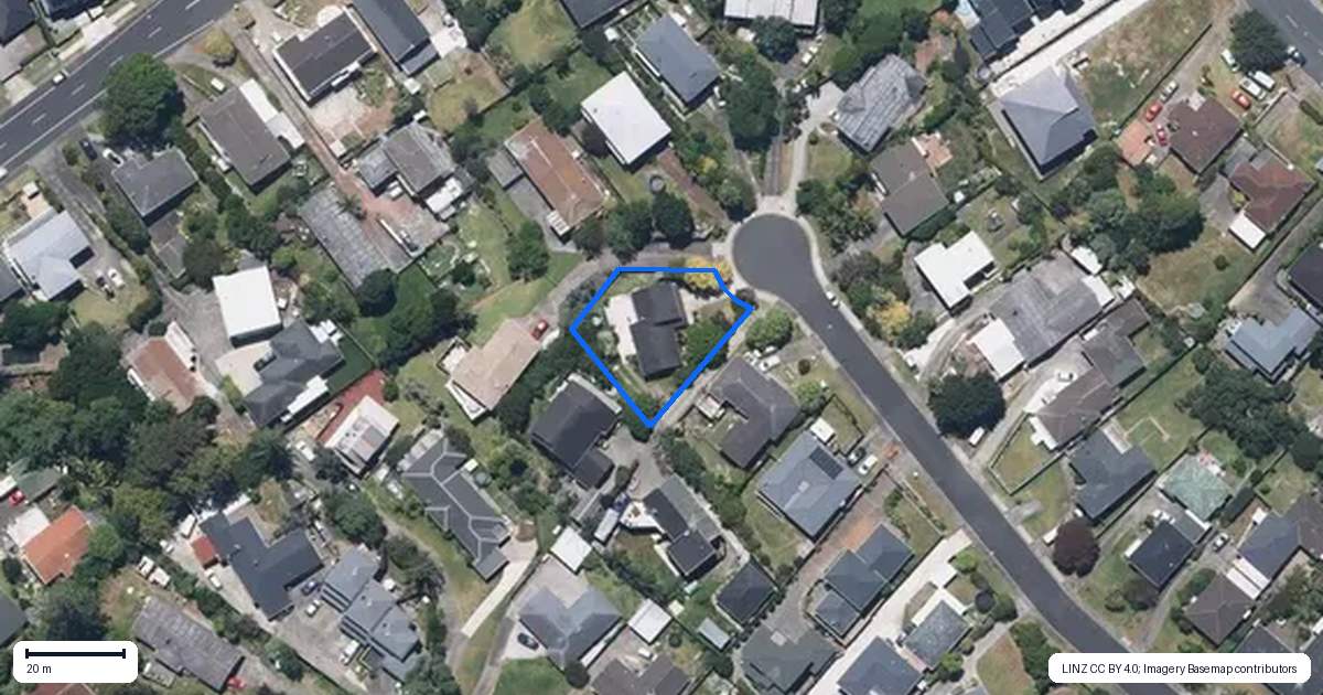 Property context map for 20 Landop Terrace, Howick, Auckland