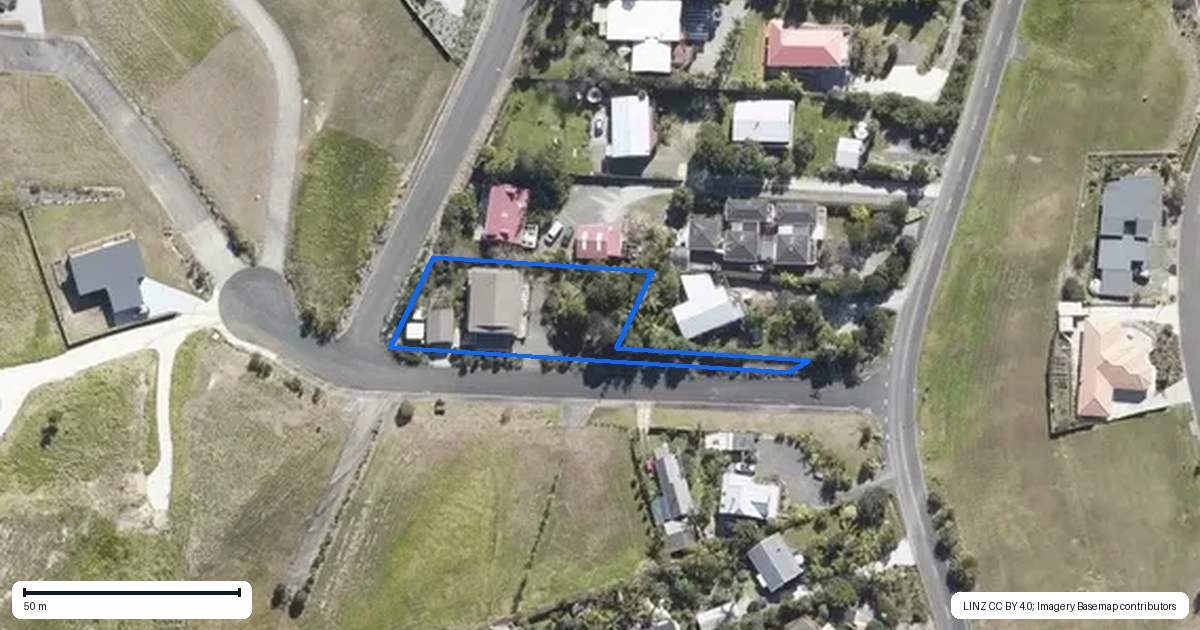 Property context map for 71 Cable Bay Block Road, Cable Bay