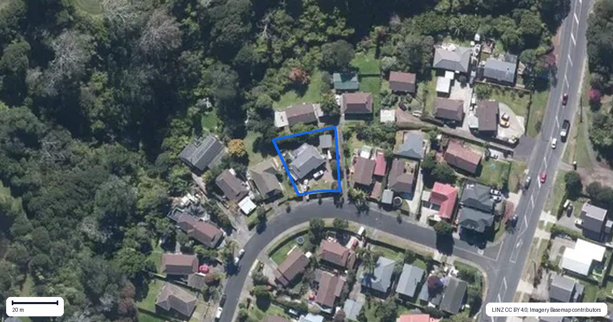 Property context map for 11 Katrina Place, Massey, Auckland