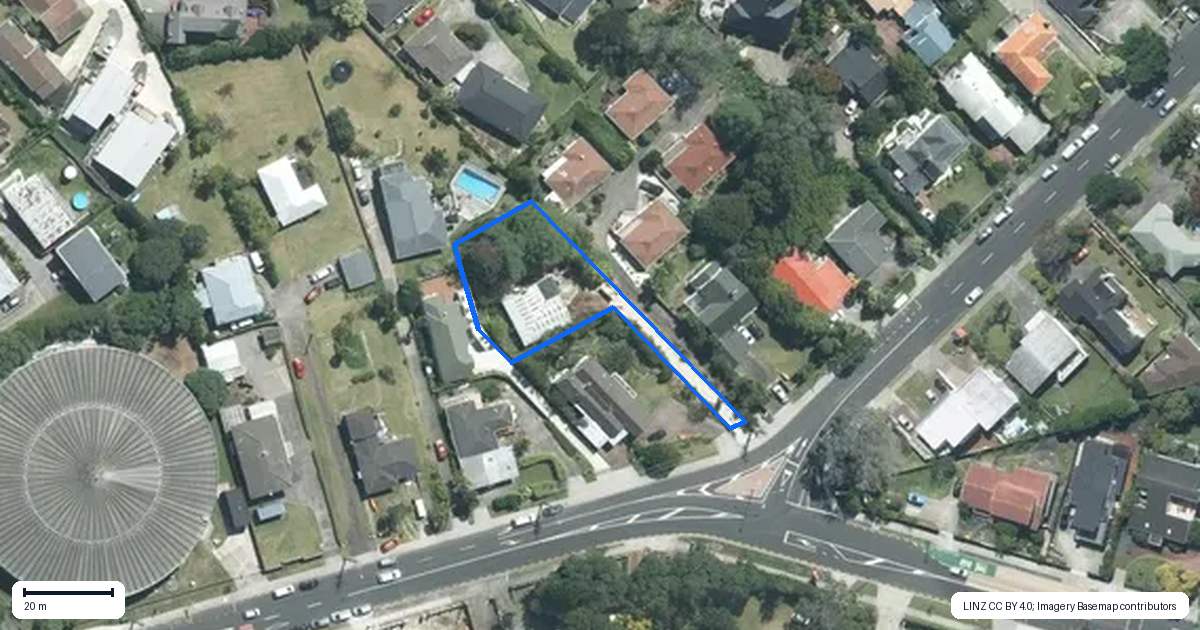 Property context map for 120 Pupuke Road, Hillcrest, Auckland
