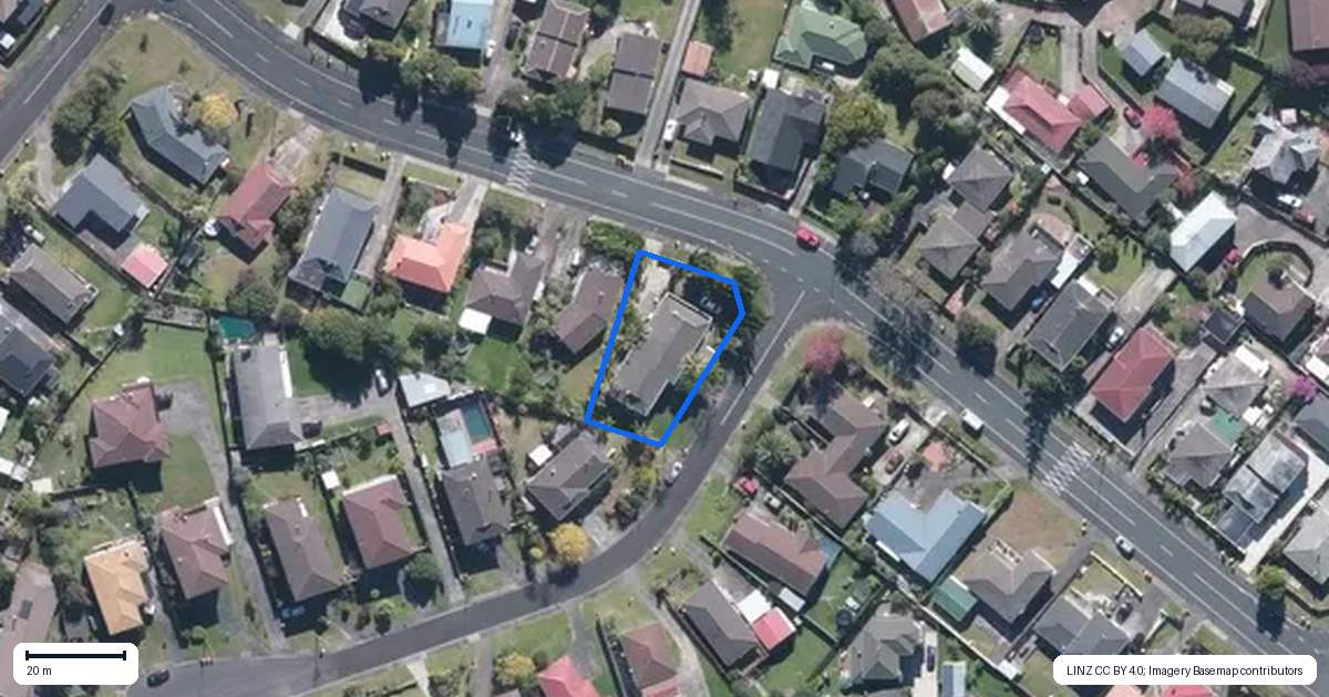 Property context map for 17 Butterworth Drive, Glendene, Auckland