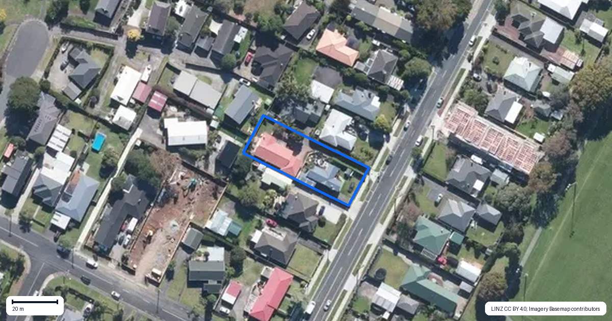 Property context map for 75A Matipo Road, Te Atatu Peninsula, Auckland