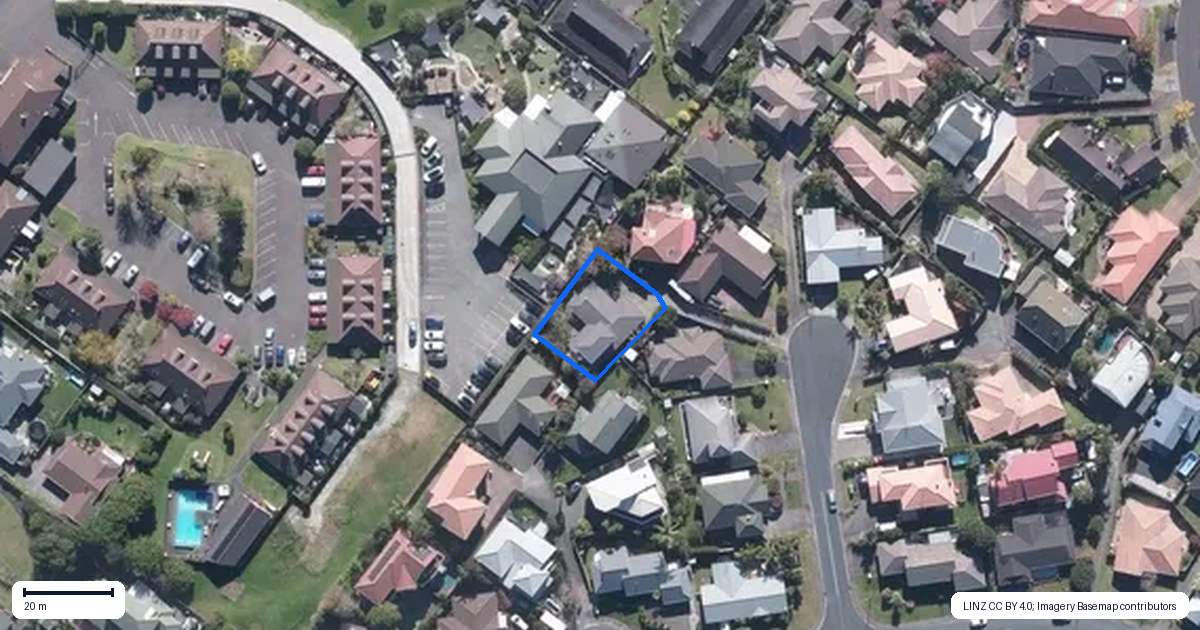 Property context map for 10 Bridgehead Cove, West Harbour, Auckland