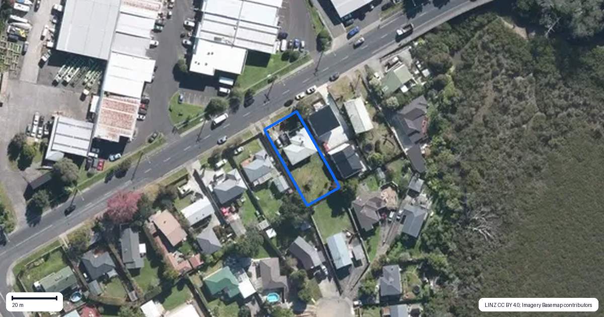 Property context map for 305 Beach Haven Road, Birkdale, Auckland