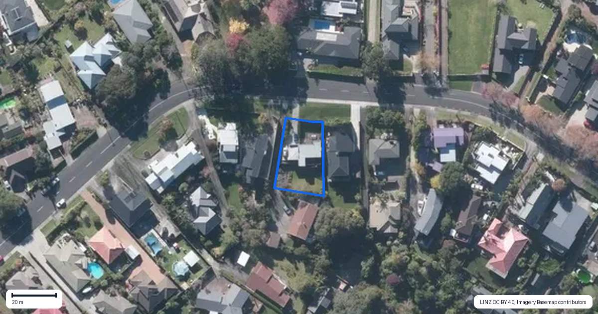 Property context map for 31 Cockle Bay Road, Cockle Bay, Auckland