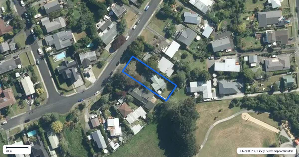 Property context map for 22 Gails Drive, Okura, Auckland