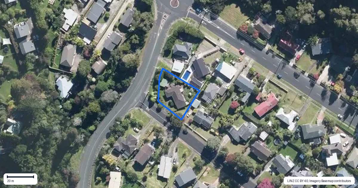 Property context map for 2 Vandeleur Avenue, Birkdale, Auckland