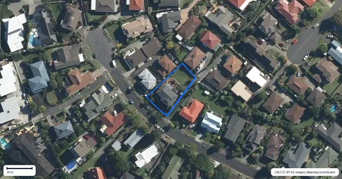 Property context map for 19 Venus Place, Half Moon Bay, Auckland