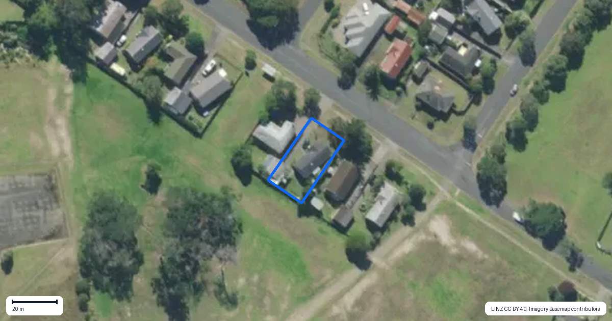 Property context map for 11 Tamingi Street, Ruakaka