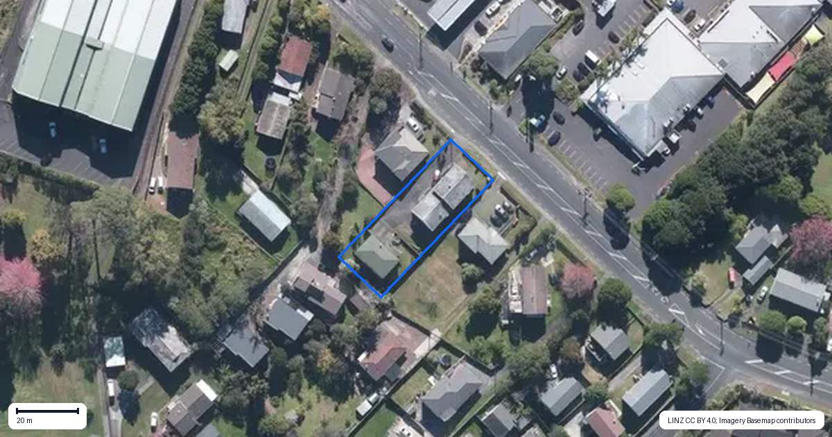 Property context map for 175 Royal Road, Massey, Auckland