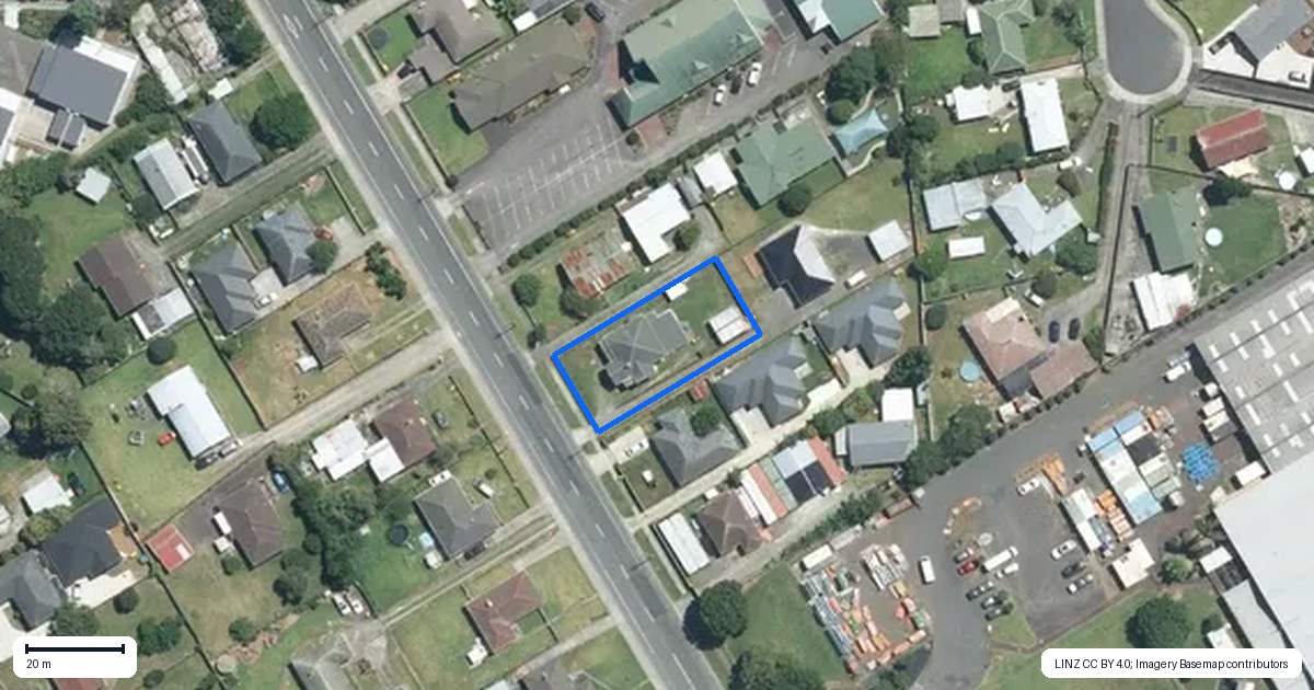 Property context map for 32 Hunua Road, Papakura