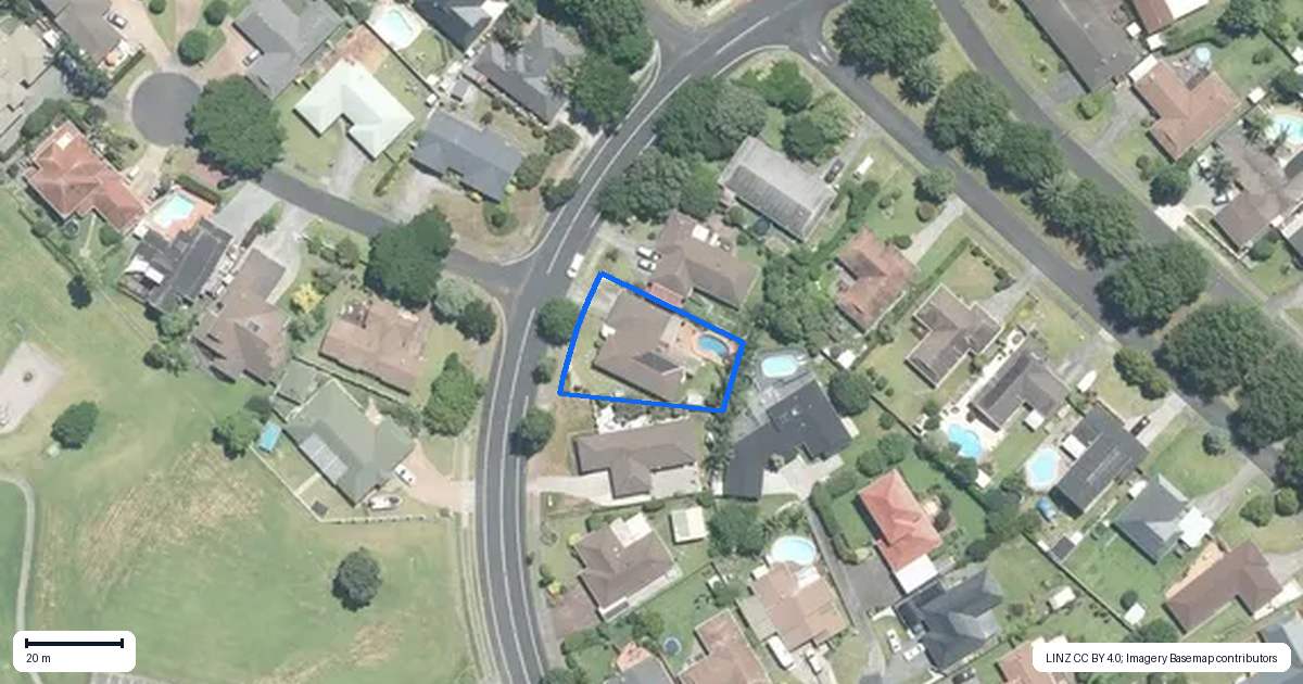 Property context map for 92 Walter Strevens Drive, Conifer Grove, Takanini