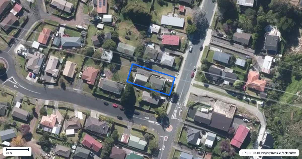 Property context map for 1/33 Reynella Drive, Massey, Auckland