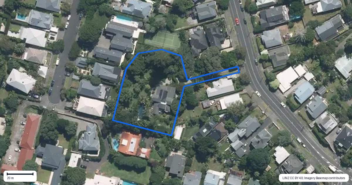 Property context map for 44 Valley Road, Mount Eden, Auckland